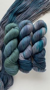 Outlier:  Heather Purple Teal on Victoria DK